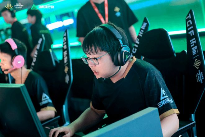 同等重要 同等重要